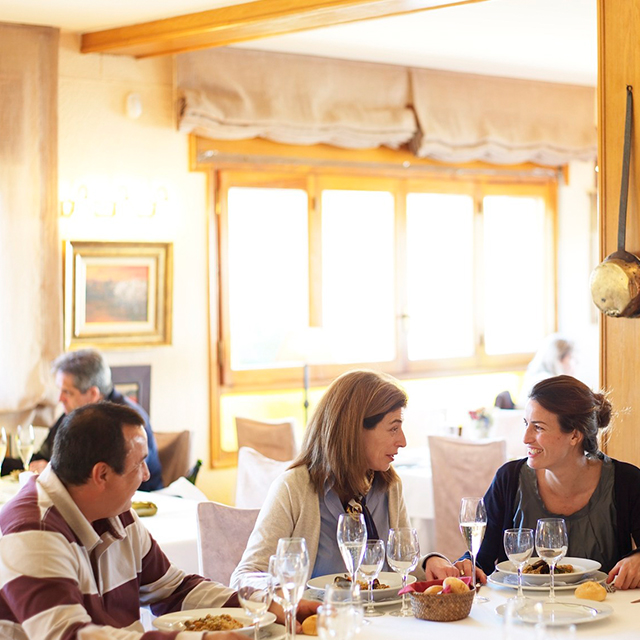 Topic 1: 5 Things What Diners Look Out For