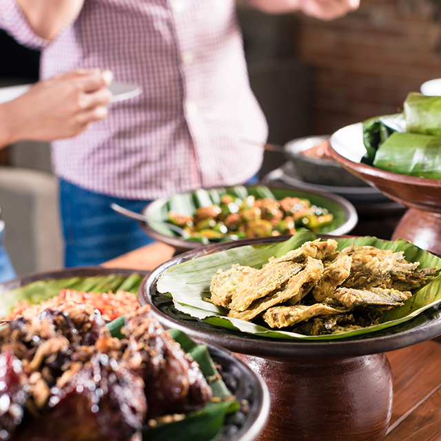 Topic 1: 3 Popular Banquet Types, Their Benefits and Challenges